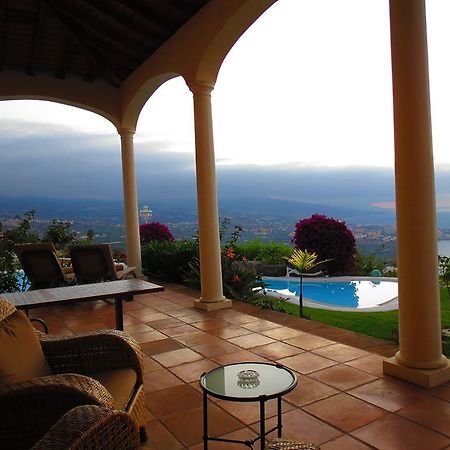 Heaven In Europe 88 Villa Santa Úrsula Buitenkant foto