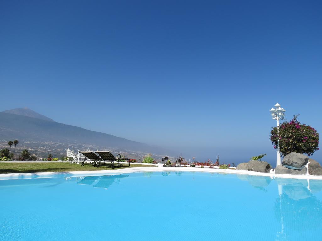 Heaven In Europe 88 Villa Santa Úrsula Buitenkant foto