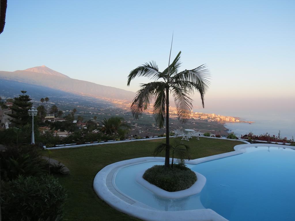 Heaven In Europe 88 Villa Santa Úrsula Buitenkant foto
